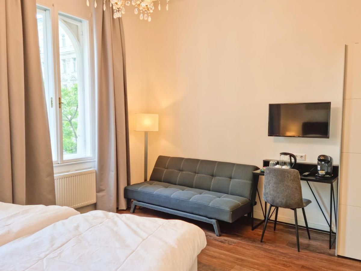 Mozart - Newly Renovated Viena